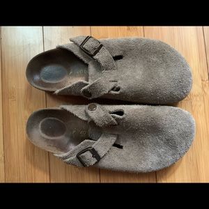 Size 40 women’s Birkenstock